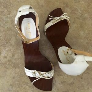 Kate Spade New York White Leather Bow Toe Sandals